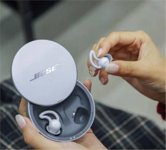 晚上睡不著?試試使用低相噪晶振的降噪耳機吧 晚上睡不著?試試使用低相噪晶振的降噪耳機吧